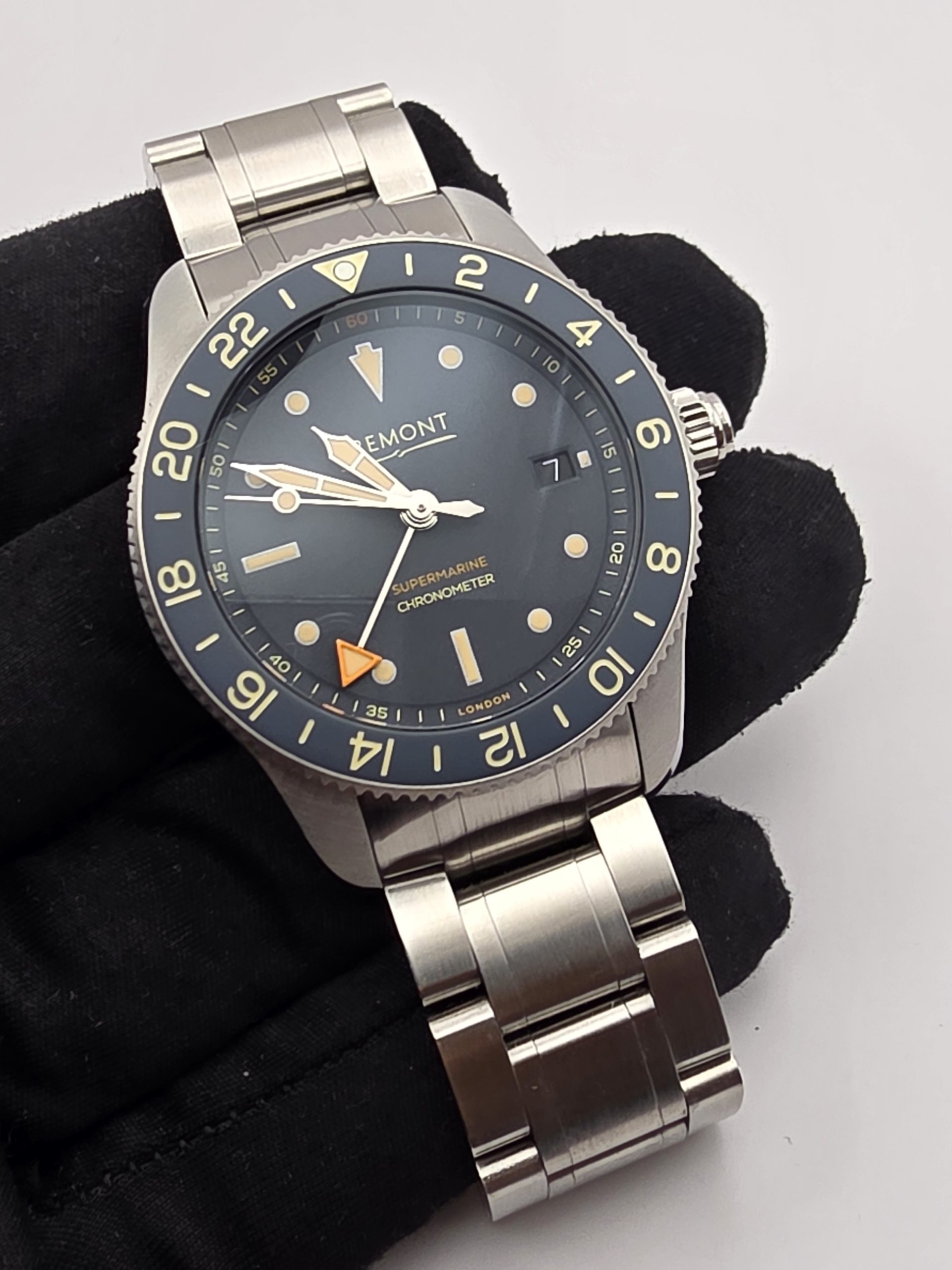 bremont supermarine s302 gmt bremont supermarine s302 gmt