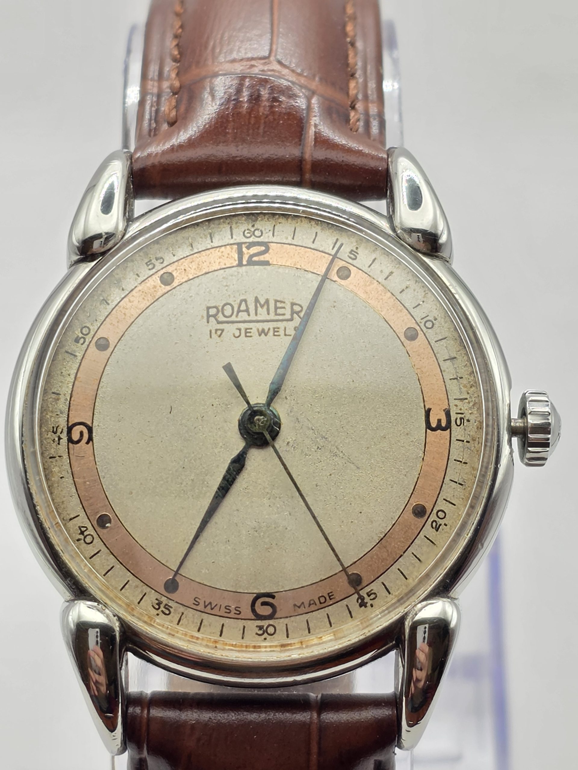roamer "tank" style mechanical wristwatch roamer "tank" style mechanical wristwatch