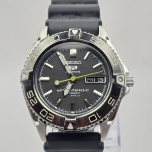 seiko 5 sports automatic (model reference: snzb23 / snzb23j1)